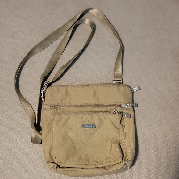 Baggallini Other - Baggallini Tan Messenger Bag with Adjustable Strap and Lightweight Design